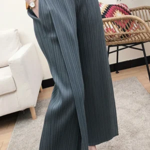Women's Pleated High Waist Side Split Cropped Pants